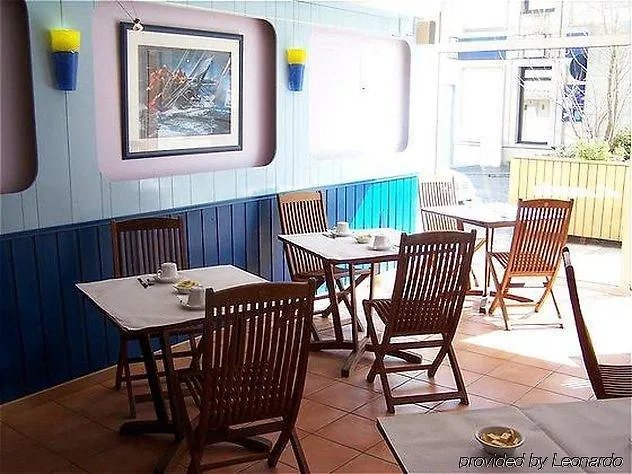 Brit Hotel des Halles Concarneau