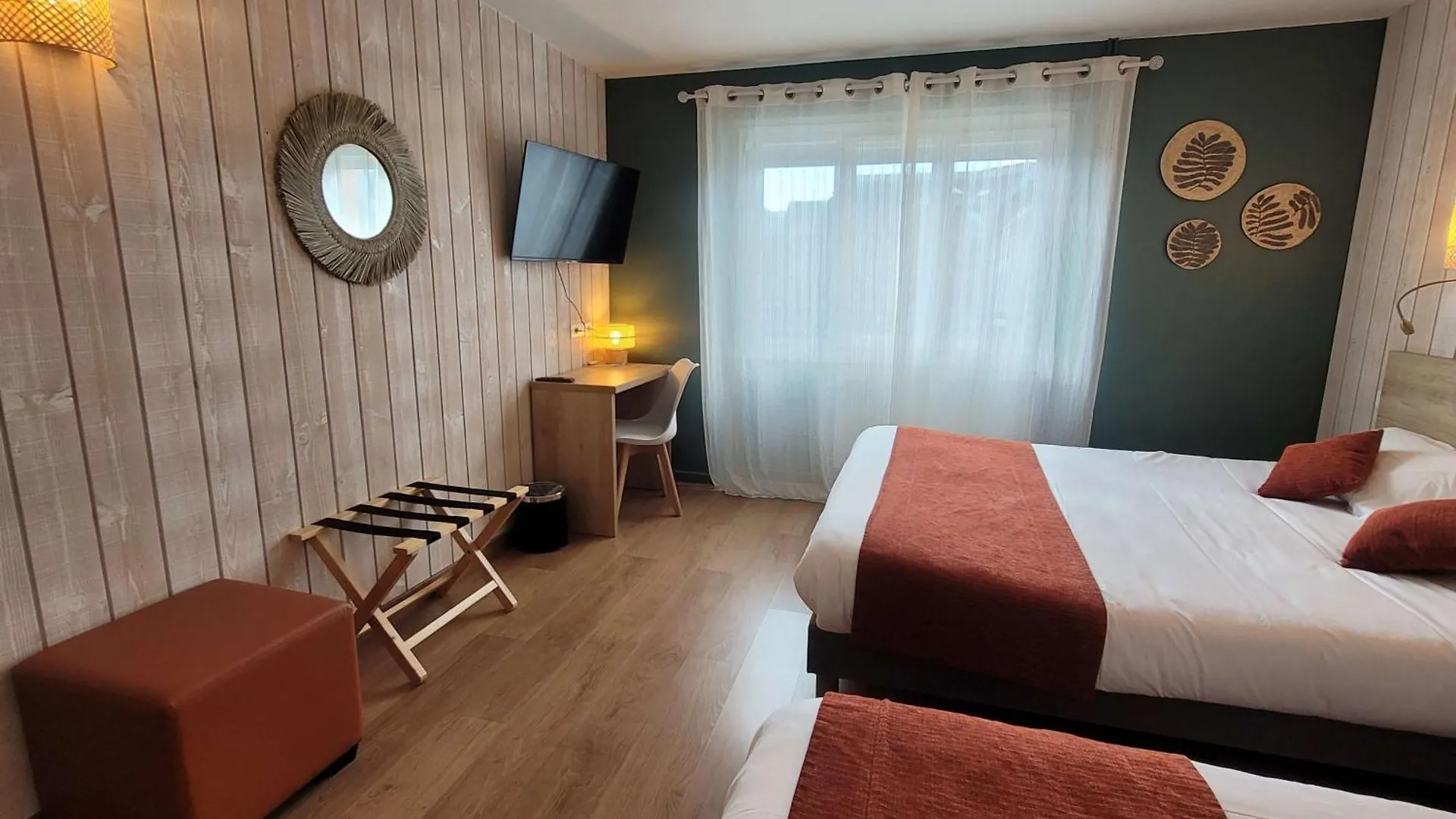 Brit Hotel Des Halles Concarneau