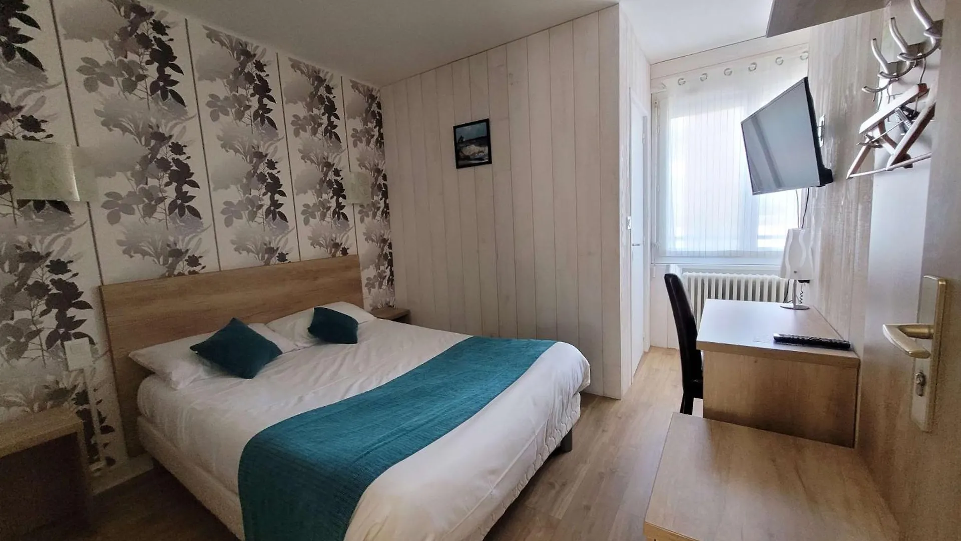 Brit Hotel Des Halles Concarneau