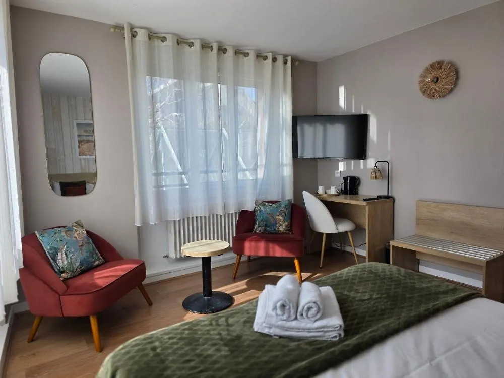 Brit Hotel Des Halles Concarneau