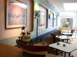 Brit Hotel des Halles Concarneau