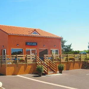 https://hotel-cantal-cottages.hotels-rhonealpes.com