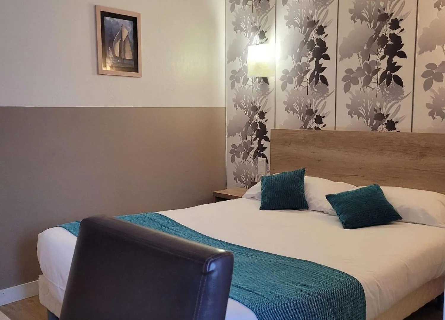Brit Hotel Des Halles Concarneau