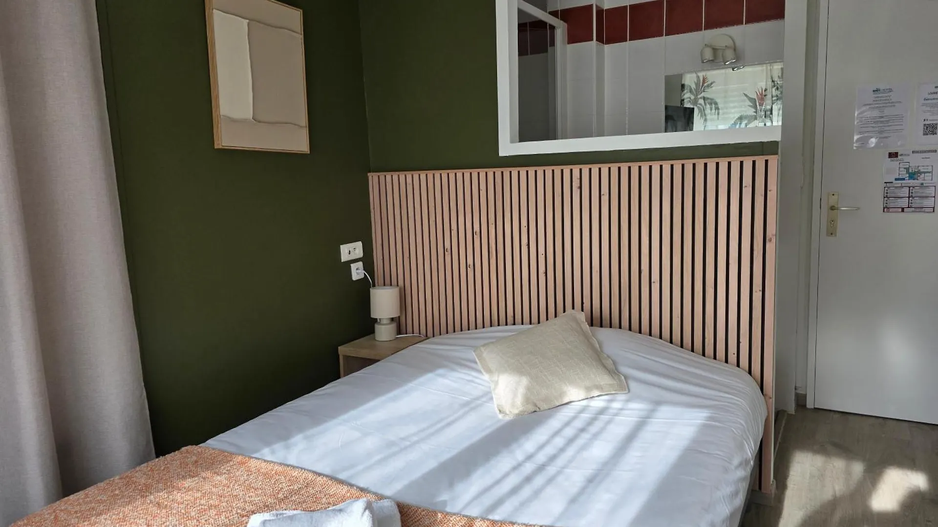 Brit Hotel Des Halles Concarneau