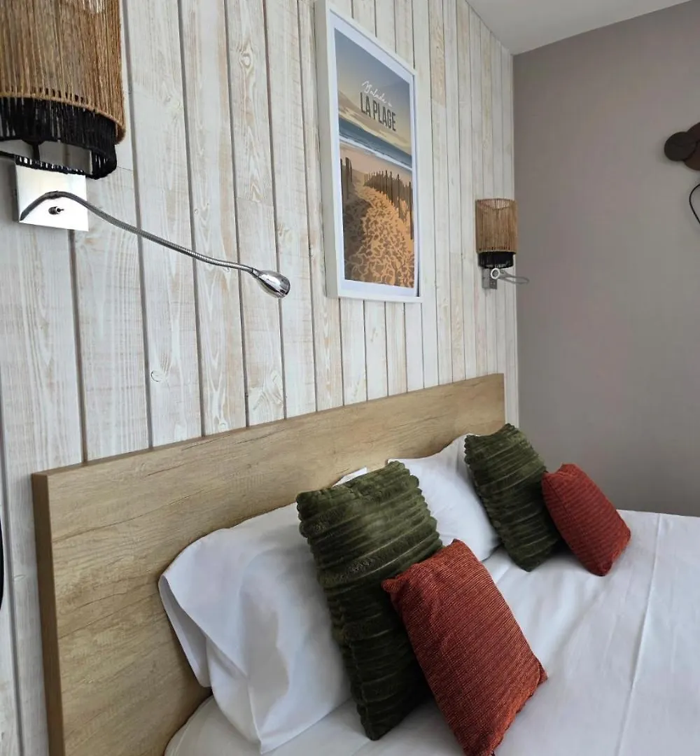 Brit Hotel Des Halles Concarneau