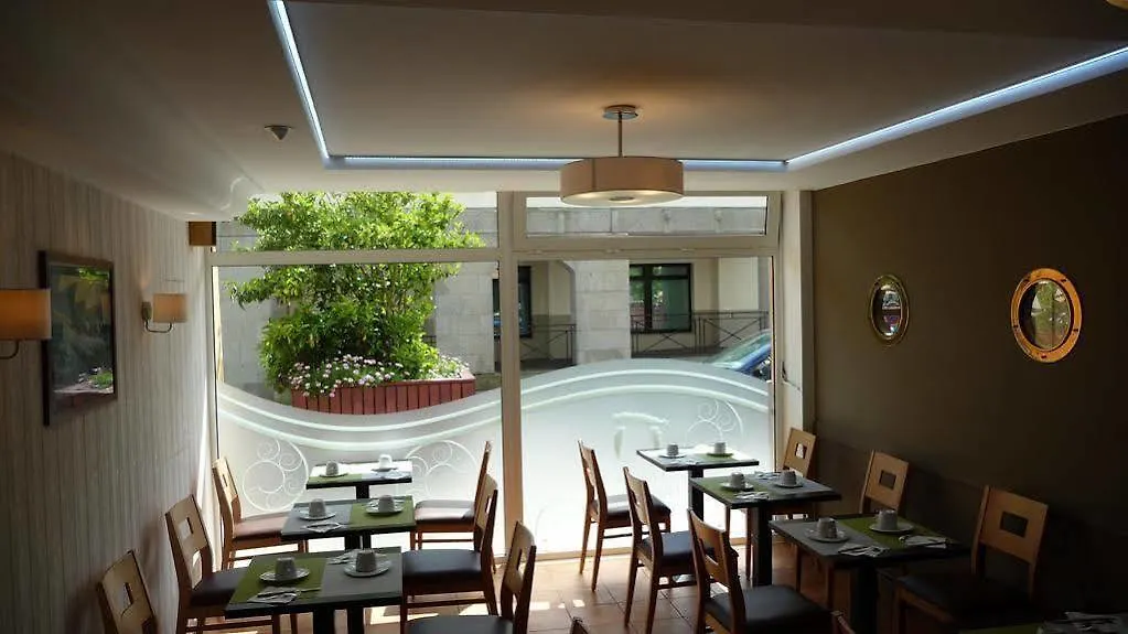 Brit Hotel Des Halles Concarneau 3*,  Francia
